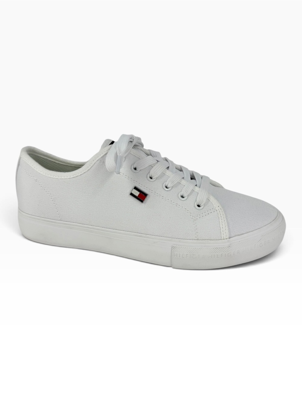 Tommy Hilfiger Women's Aressa Flag Lace-Up Sneakers White Size 10M